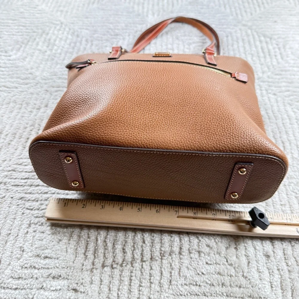 Dooney & Bourke Pebbled Leather Tote Women Medium Tan Caramel Shoulder Bag Zip